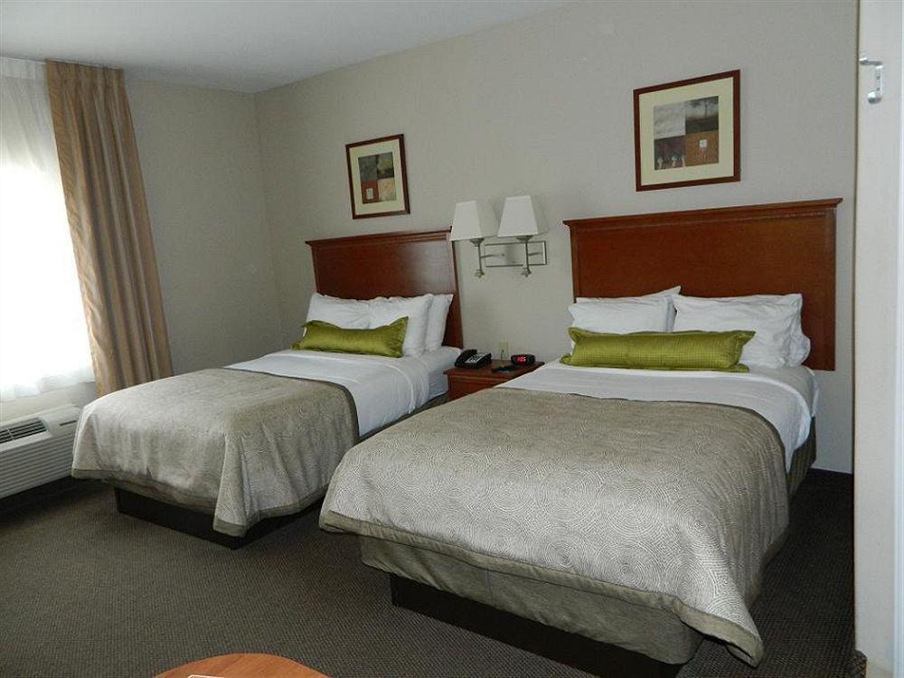 Candlewood Victoria By Ihg Buitenkant foto