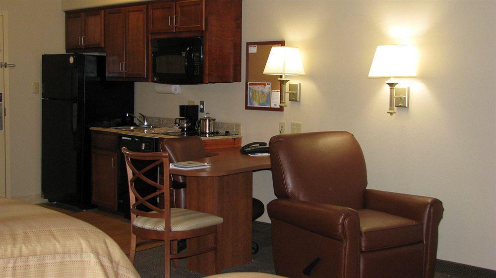 Candlewood Victoria By Ihg Kamer foto